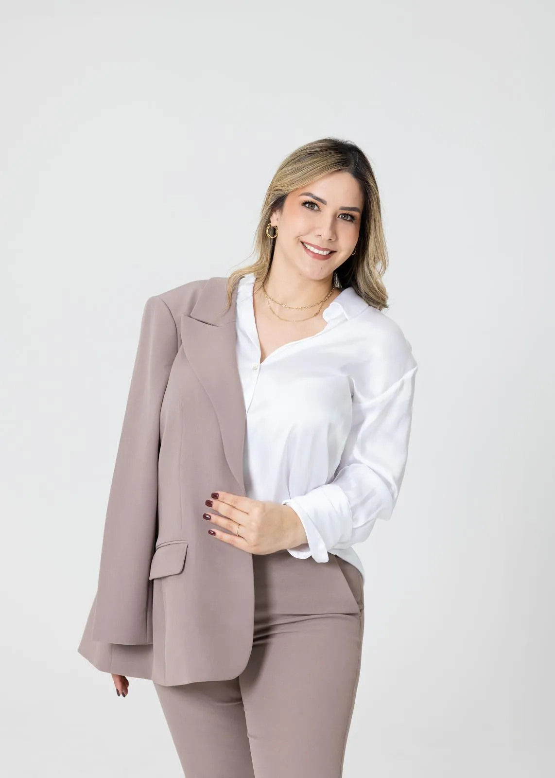 Faviola Maestre lista para ayudarte